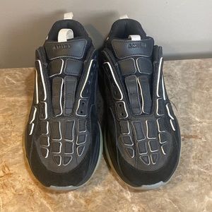 Men’s Amiri Sneakers